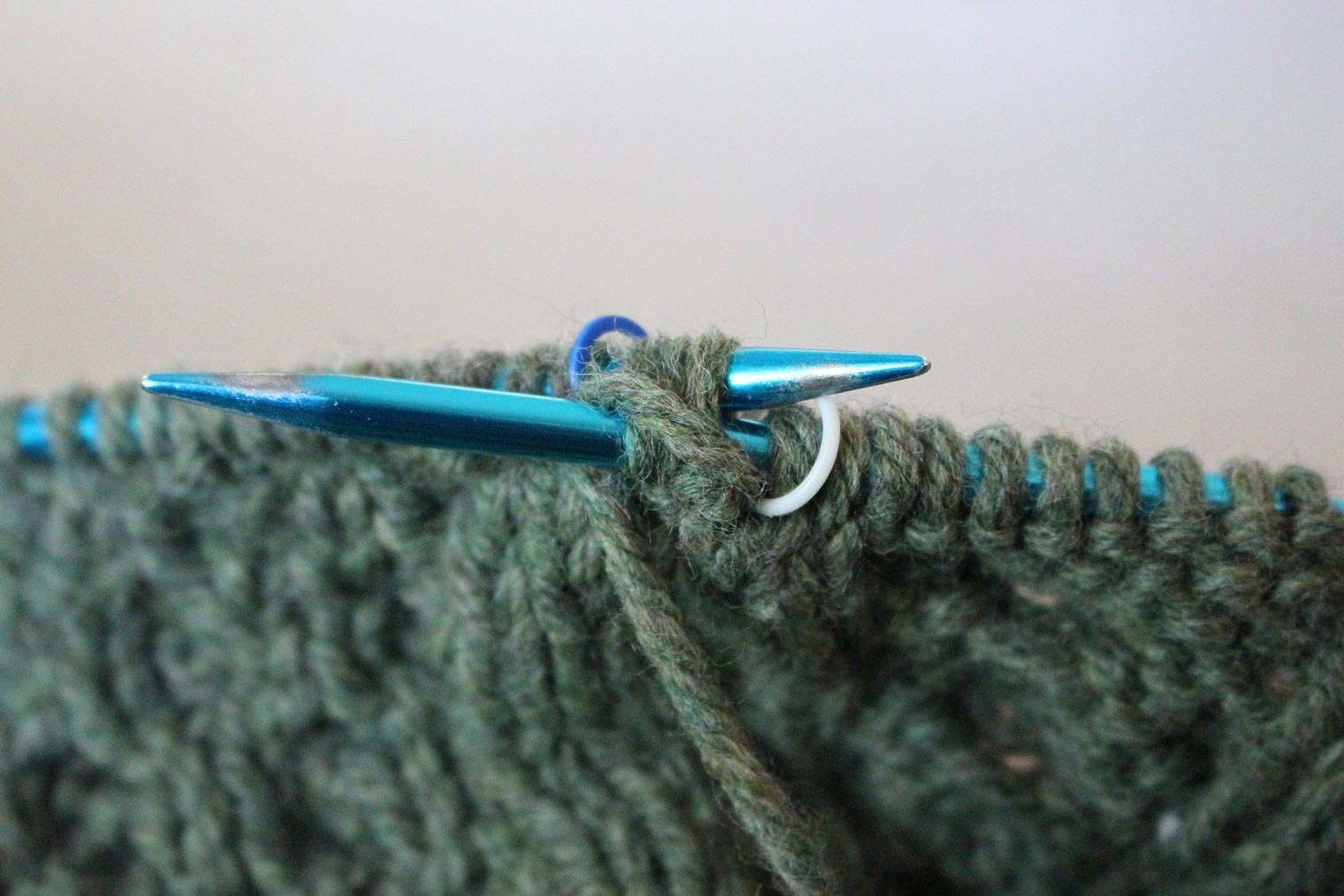 knitting-925080_1920-1
